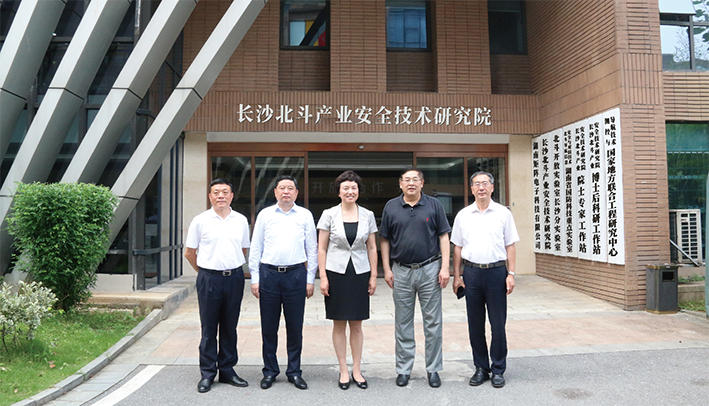陈旭 16:9.png 陈旭 16:9.png